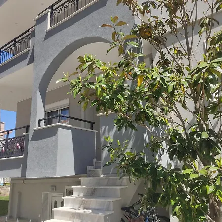 My 1 * Λιμένας